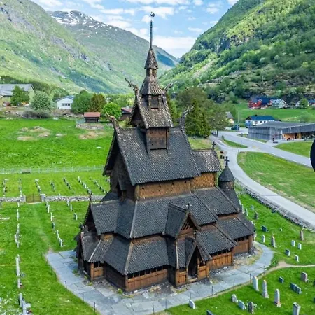 I Med Utsikt Over Fjord Og Fjell Appartamento *