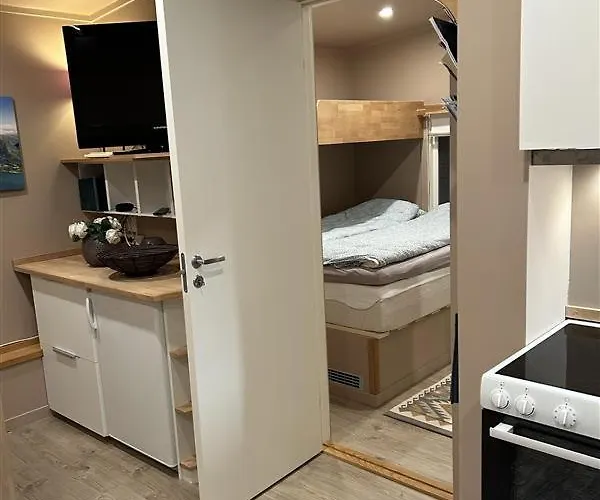 I Med Utsikt Over Fjord Og Fjell Apartmán Sogndal